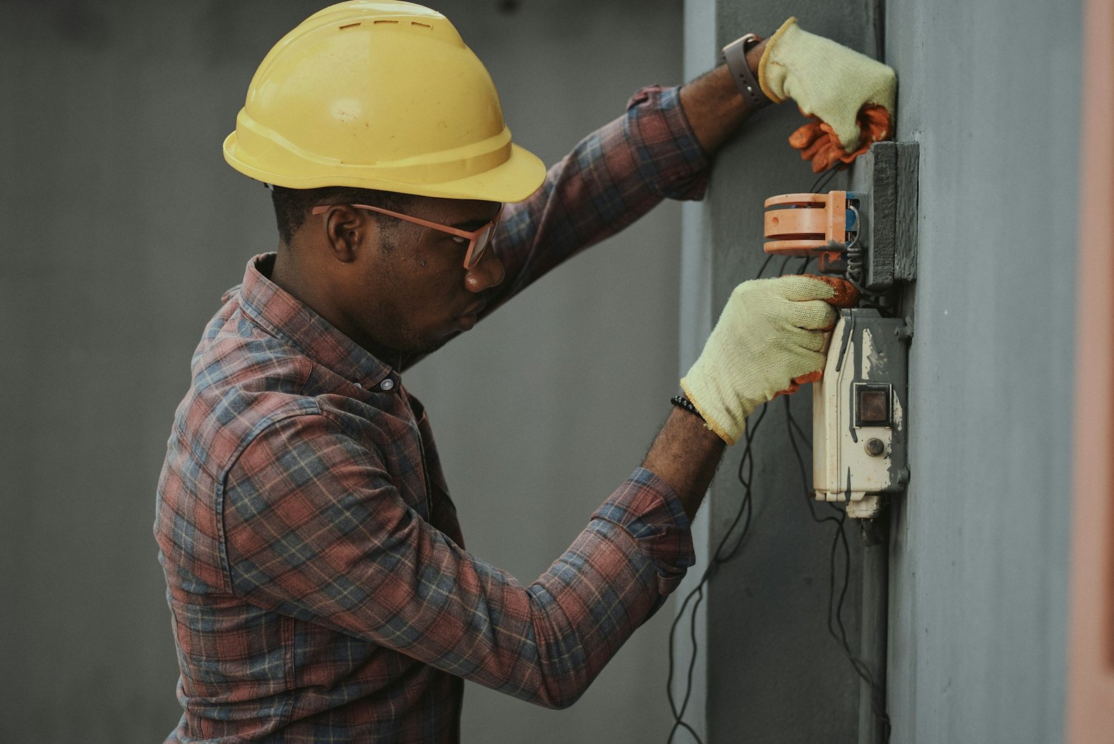 Ferramentas de engenharia civil — projetos e laudos técnicos